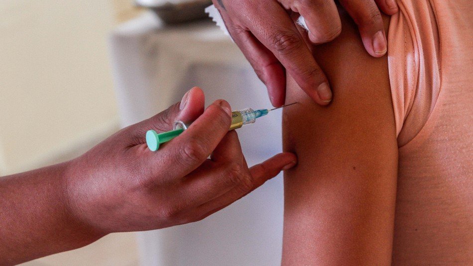 Ministerio de Salud inicia campaña de vacunas contra el sarampión