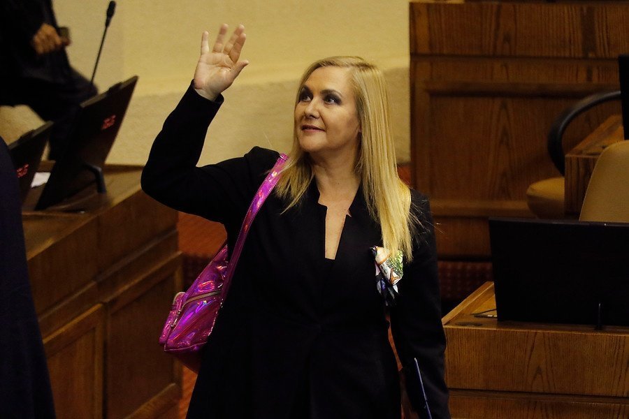 Pamela Jiles dispara contra Piñera: “Seguramente no va a tener un buen final”