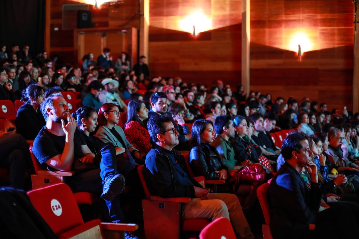 Funciones y destacados de Santiago a Mil 201 para este martes 12 de enero