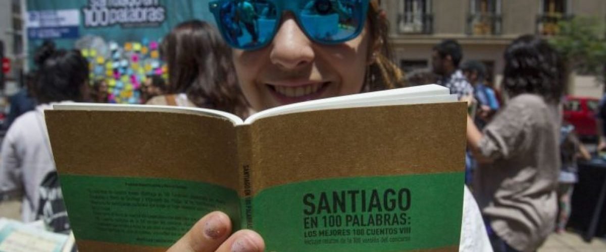 Novedades y actividades online tendrá Santiago en 100 Palabras para celebrar sus 20 años