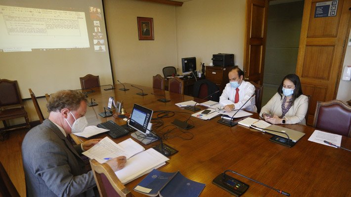 Voto anticipado: Comisión rechaza propuesta del Gobierno