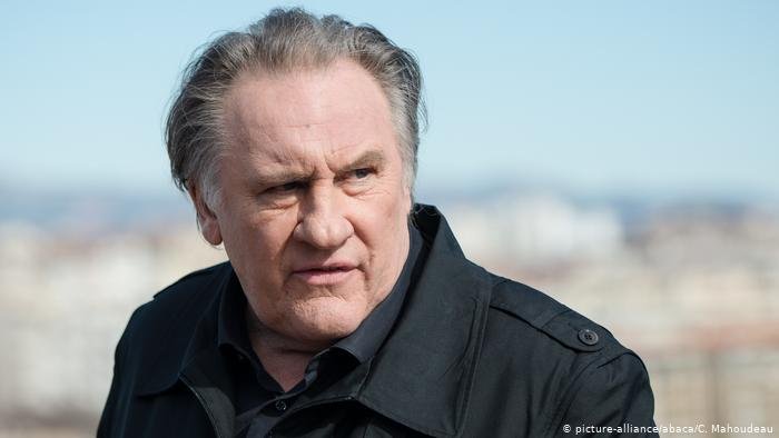 Actor francés Gérard Depardieu es imputado por abuso sexual