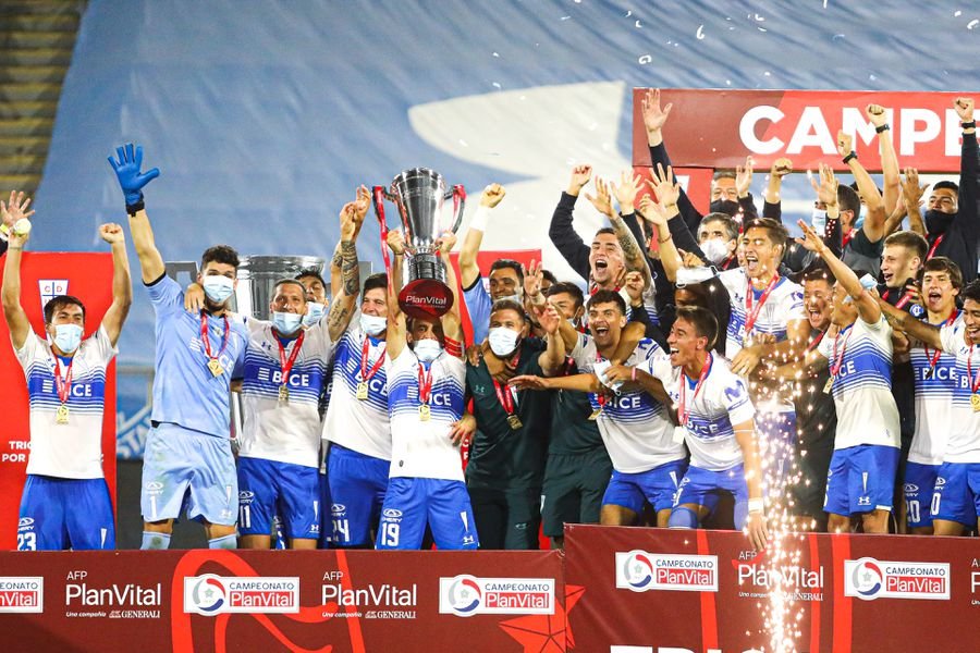 Quienes componen el “Club de los tricampeones” del fútbol chileno