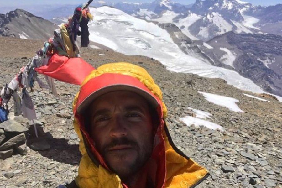 Suspenden búsqueda de montañista chileno extraviado en el K2