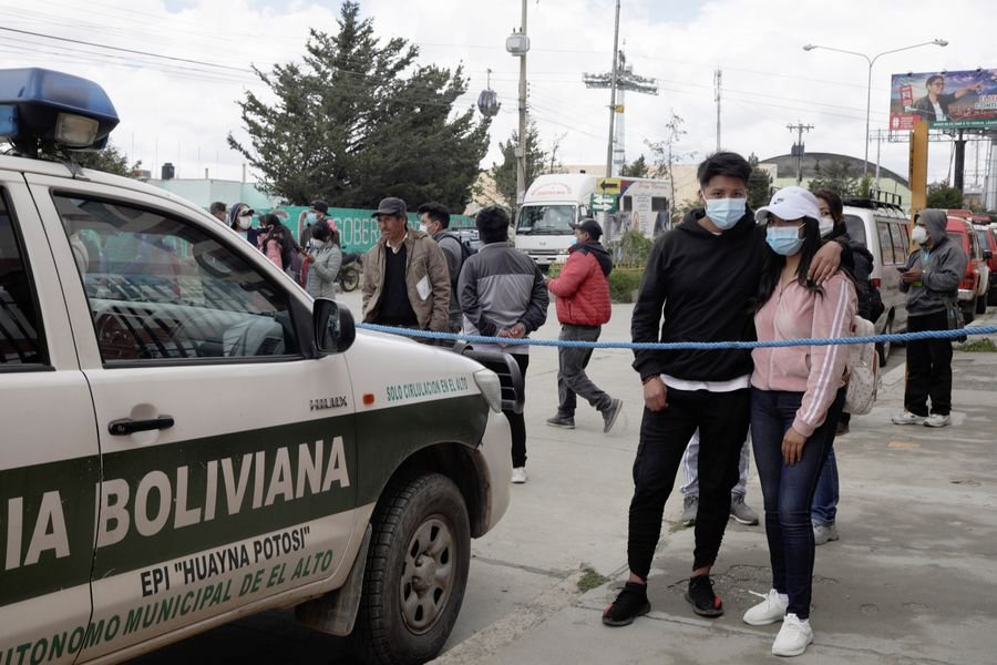 Bolivia: Estudiantes mueren en trágico accidente