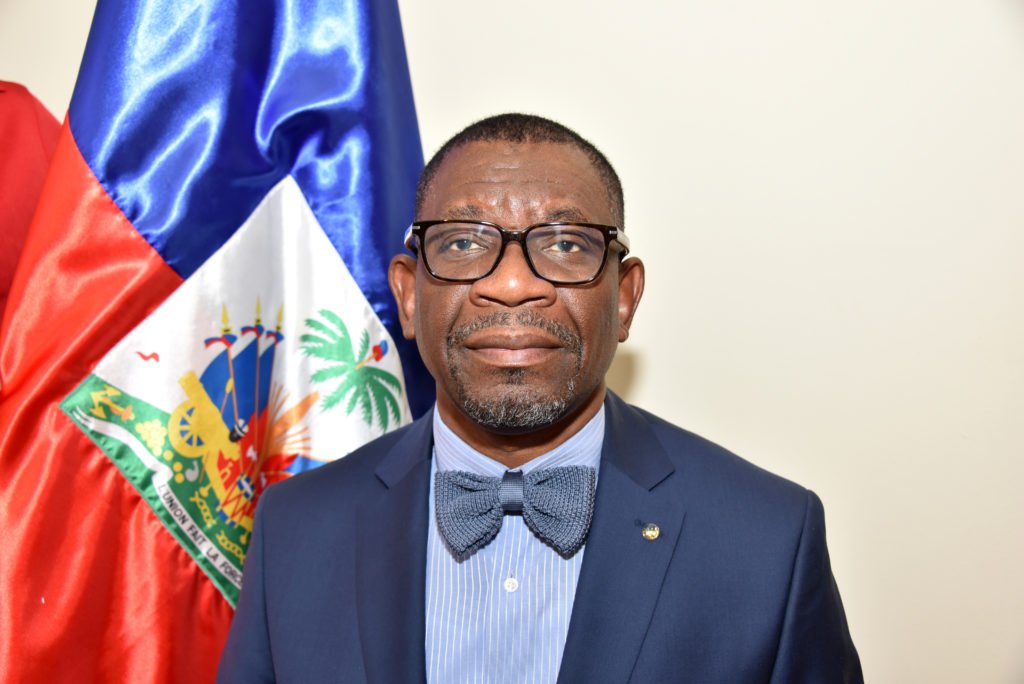 Embajador de Haití en Chile es acusado de haber violado a trabajadora de aseo