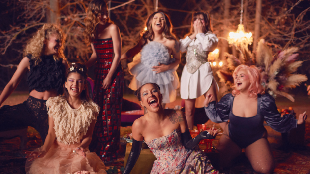 Denise Rosenthal estrenó el videoclip de Me enamoré de mí