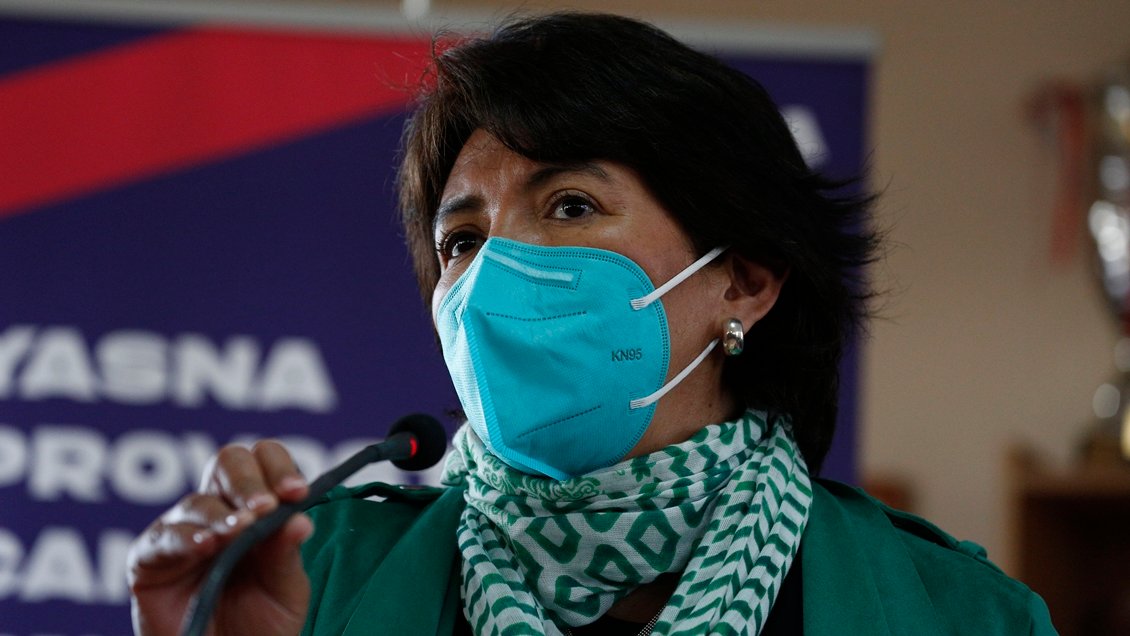 Provoste acusó a Sichel de estar del lado de los grandes empresarios.