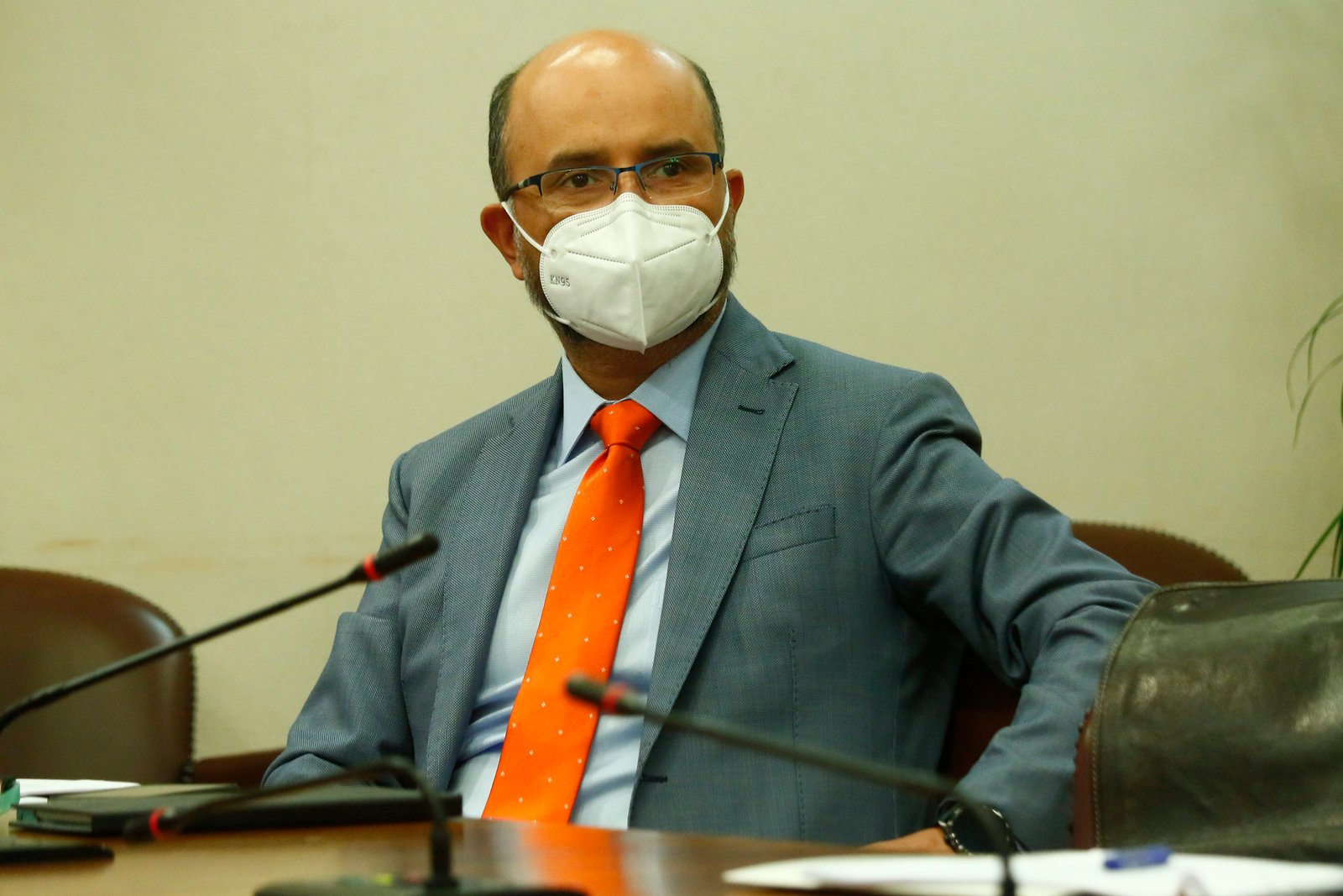 Diputado Ilabaca a Sichel por el cuarto retiro: “¿Con qué cara…?”