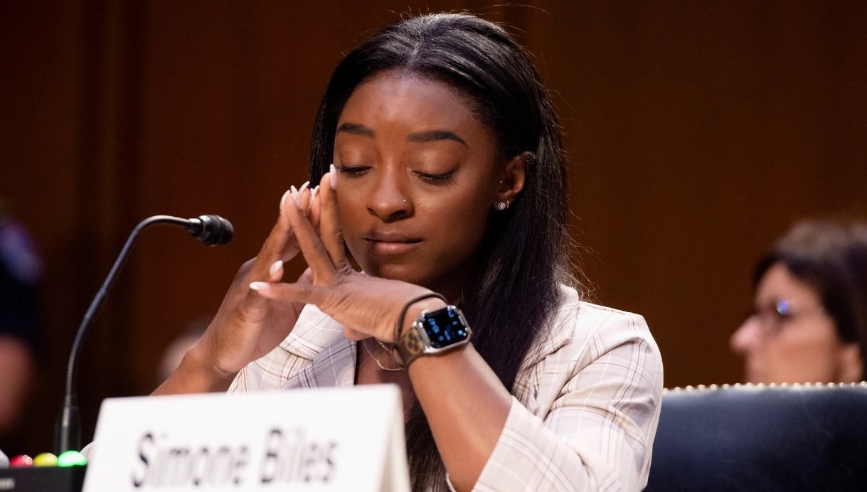 Simone Biles dijo que abusos en el equipo olímpico de EEUU se deben a un “sistema”