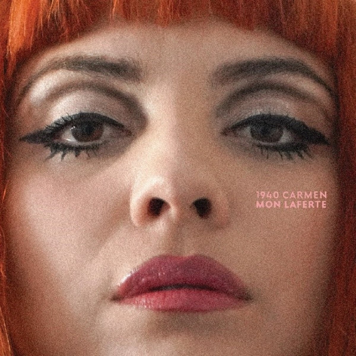 Mon Laferte lanzó disco con temas en inglés: escúchalo aquí