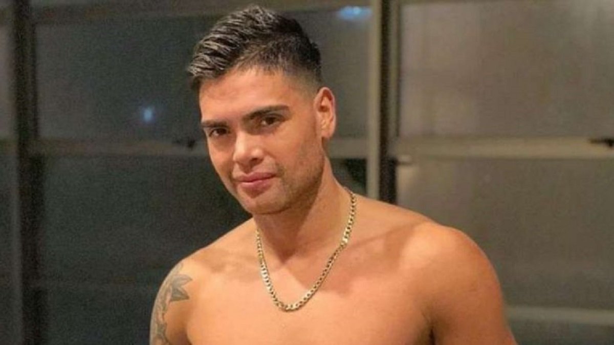 Nelson Mauri anuncia nuevos contenidos en OnlyFans “con tres chicas”