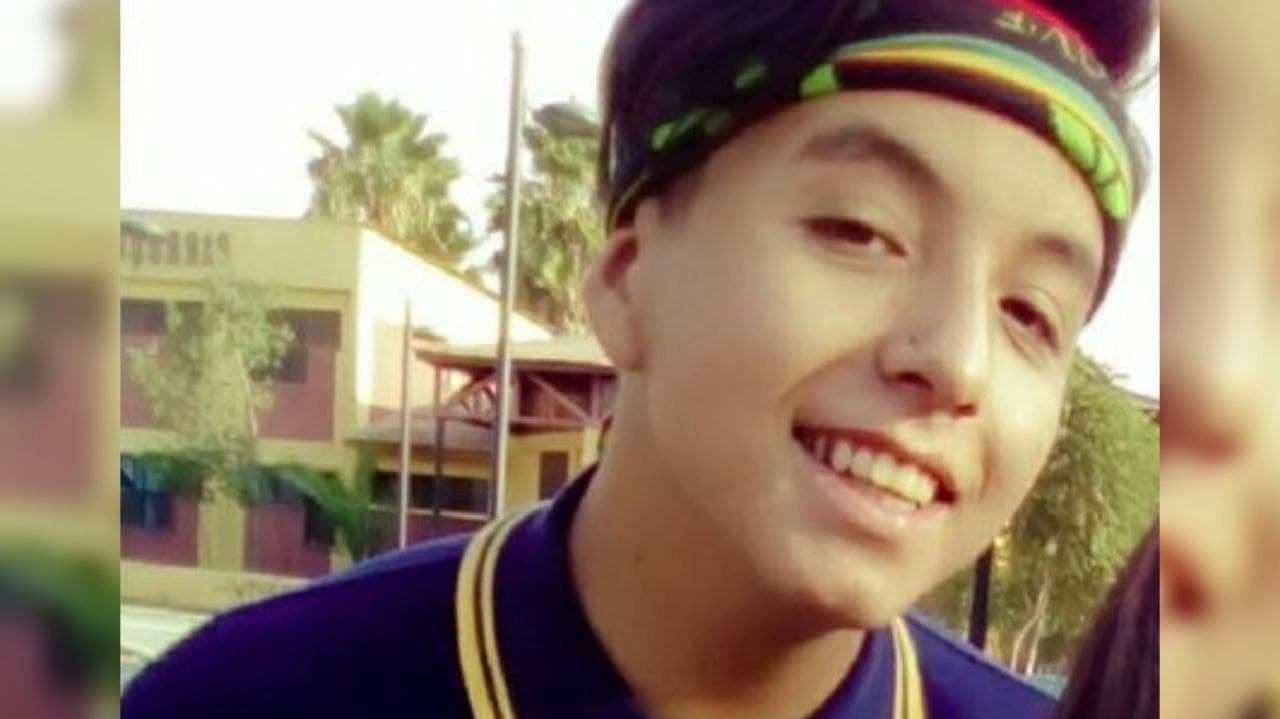 Mamá de joven hallado muerto en Kayser: “Me lo torturaron, me lo mataron y me lo quemaron”