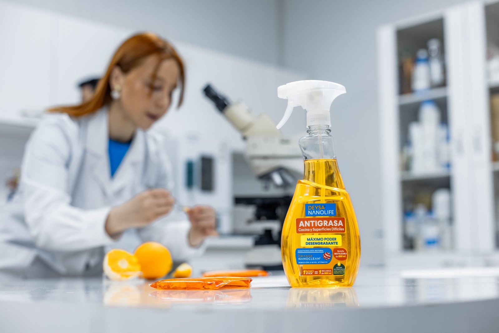 ¿Por qué la naranja es un poderoso aliado para combatir las manchas de grasa?