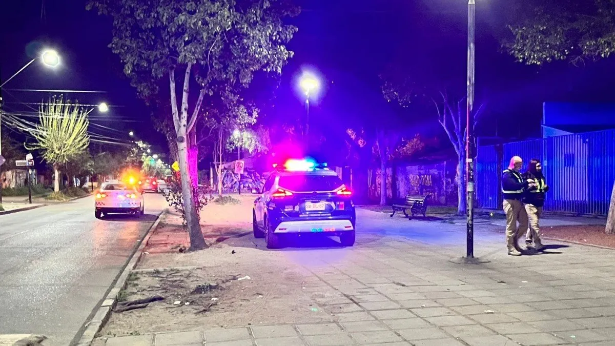 Cierra Cesfam en La Granja tras amenaza de un sujeto armado en pleno incidente