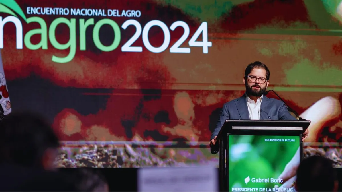 Presidente Boric anuncia diálogos con Bolivia sobre migración irregular.