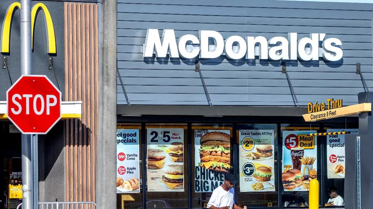 Brote de E. coli en McDonald’s: cebollas frescas como posible origen de la crisis sanitaria