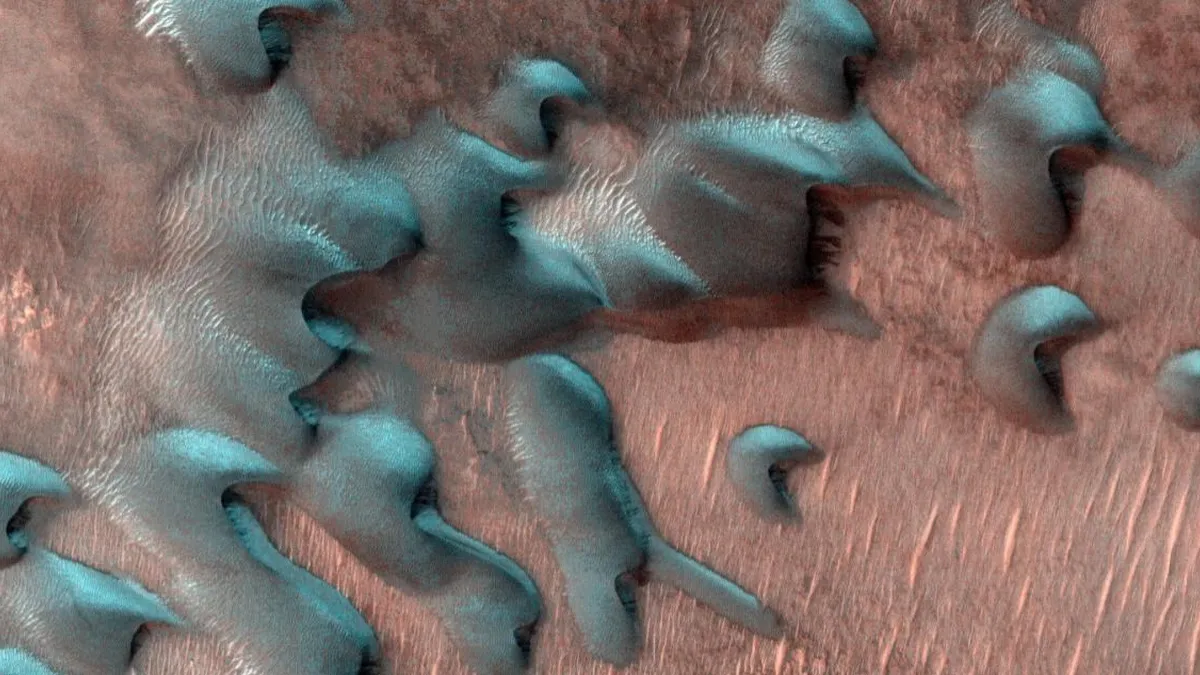 Científicos de la NASA ven posible vida en Marte gracias a la fotosíntesis en hielo polvoriento