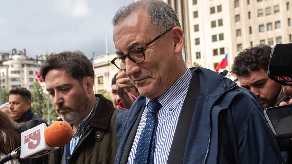 Designación de Jorge Carvajal como embajador en Países Bajos desata controversia en el Congreso