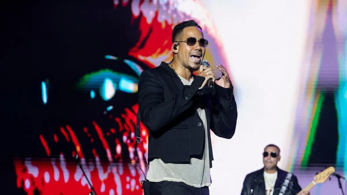 Romeo Santos enfrenta dudas tras perder la voz en concierto previo a su show en Chile
