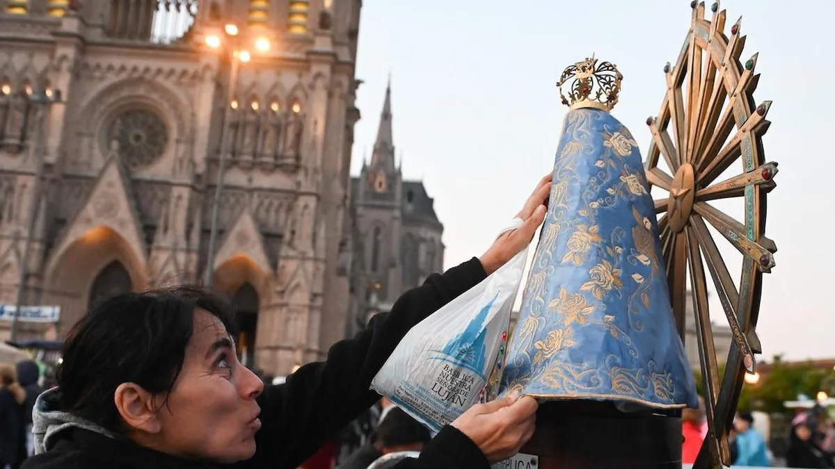 Miles de jóvenes se unen en la 50° Peregrinación a Luján en busca de unidad y esperanza