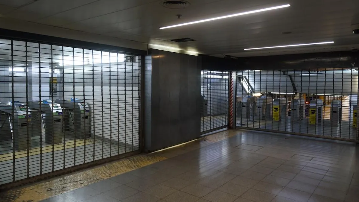 La línea C de subtes paralizada por una sorpresiva medida gremial.