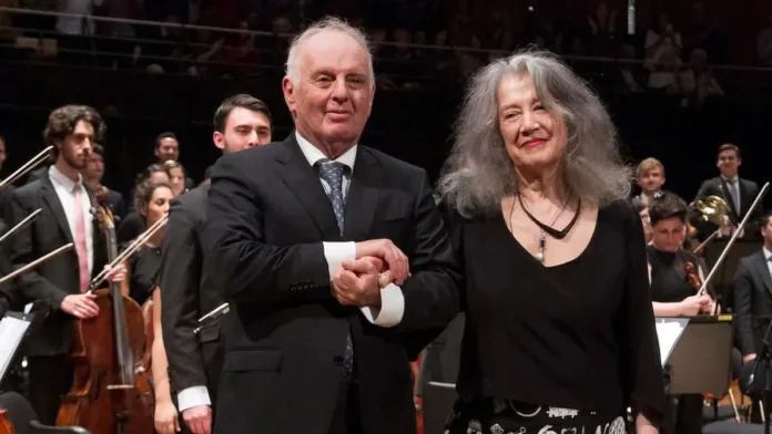 Martha Argerich y Daniel Barenboim brillan en la Filarmónica de Berlín.