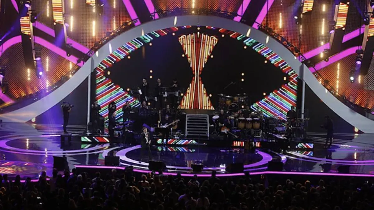 Julián Elfenbein podría enfrentar millonaria multa para animar el Festival de Viña 2025