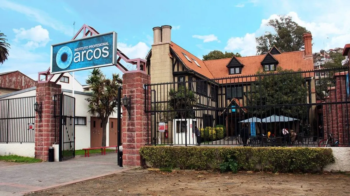 Cierre del Instituto ARCOS: ¿Qué futuro les espera a sus estudiantes?