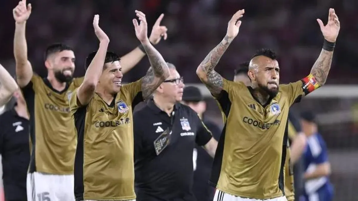 Colo Colo se aferra a la cima del torneo mientras enfrenta una denuncia por puntos