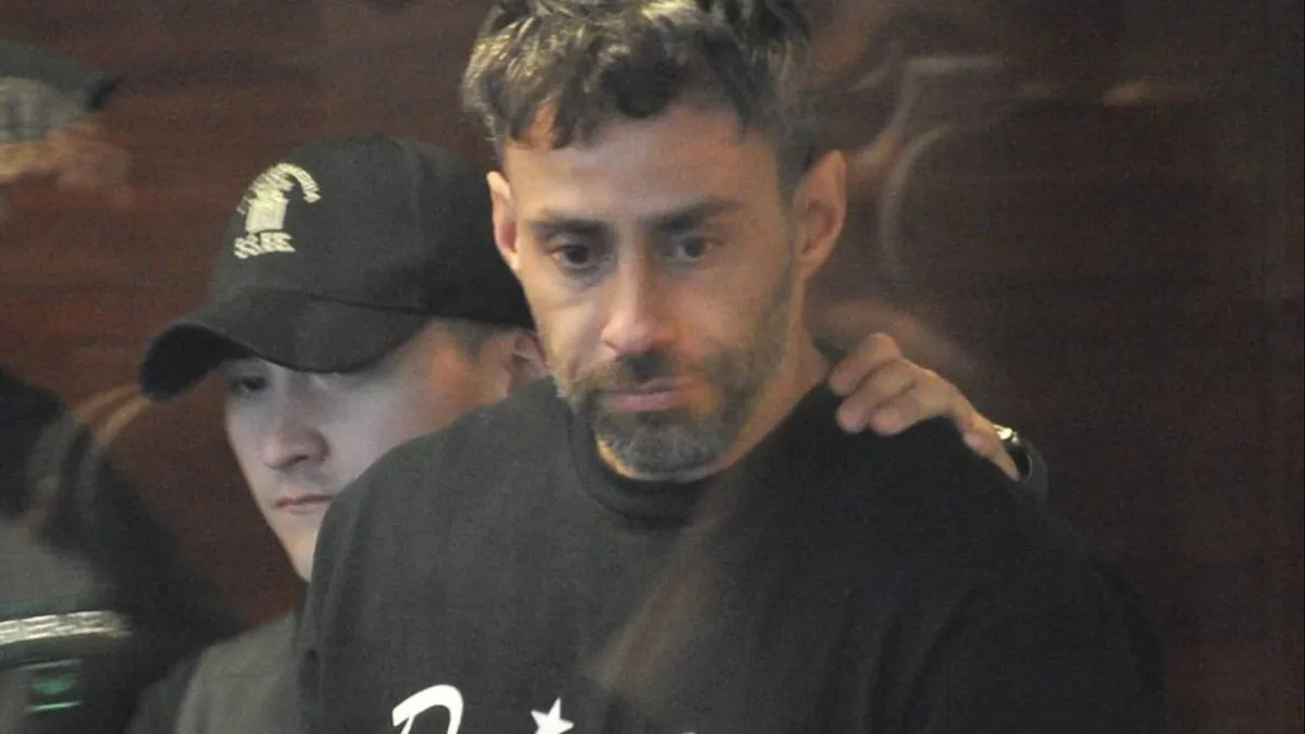 Jorge Valdivia enfrenta prisión preventiva tras acusaciones de violación en Santiago