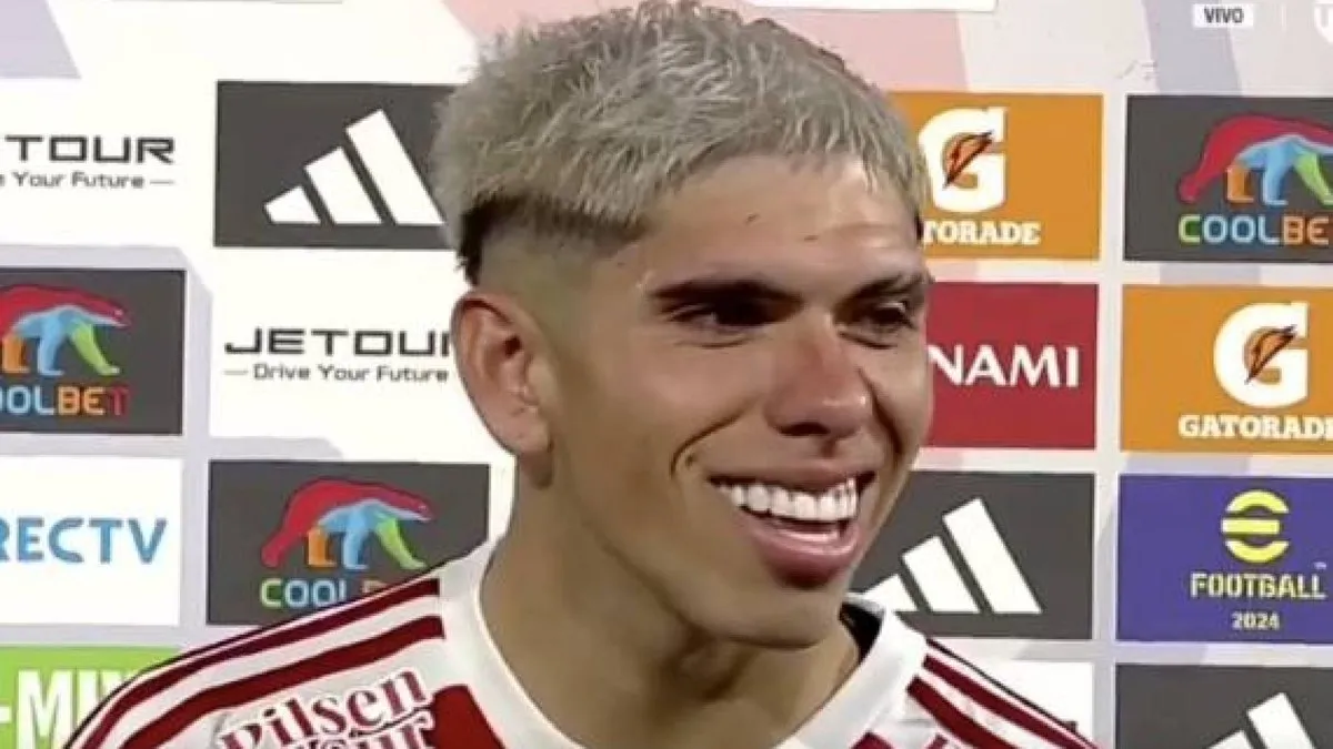 Carlos Palacios dedica su gol a una misteriosa mujer y se prepara para la Roja