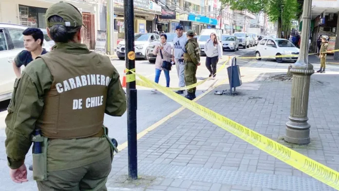 Explosiones en basurero activan operativo de emergencia en Concepción.