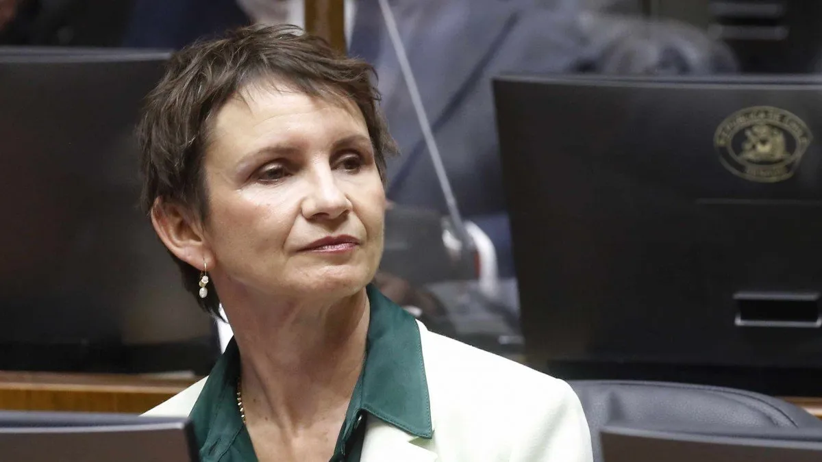 El Partido Republicano presenta acusación constitucional contra la ministra Carolina Tohá.