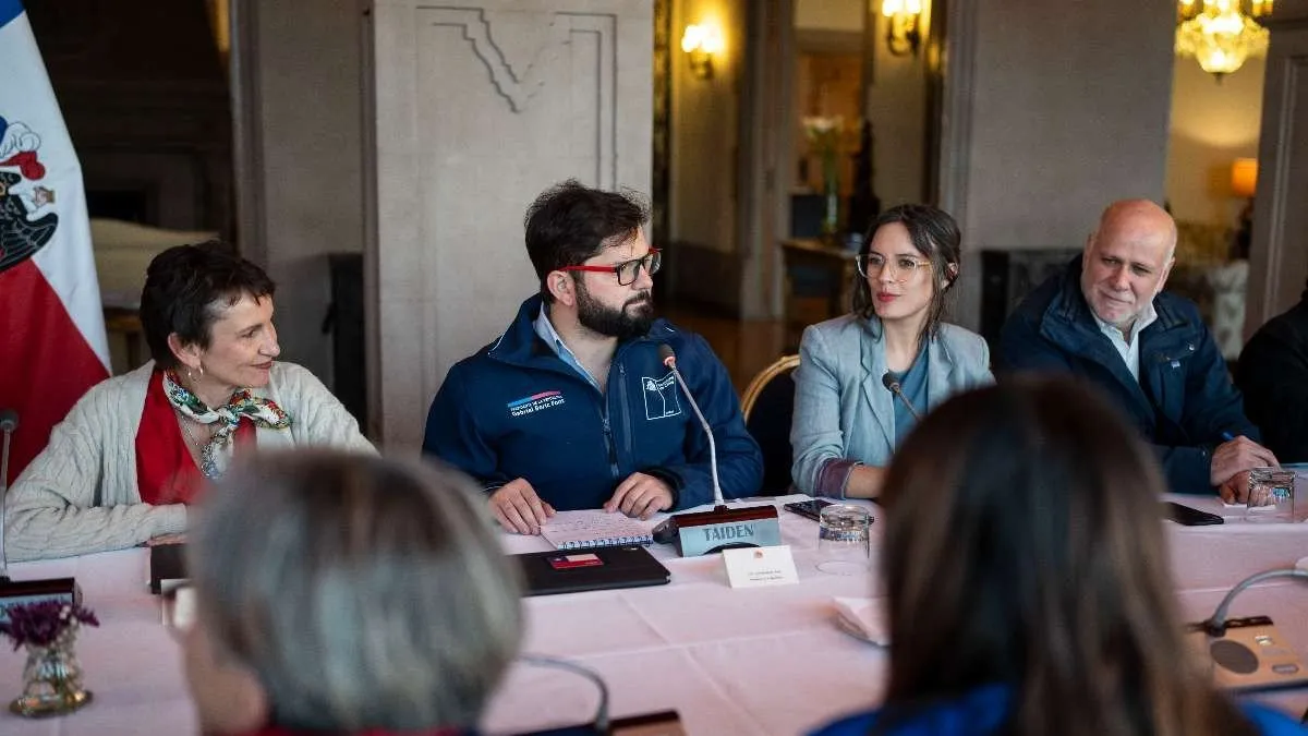 Camila Vallejo denuncia oportunismo y doble estándar de la oposición en el caso Monsalve