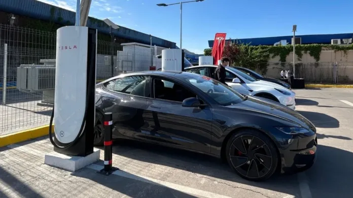 Los primeros Superchargers de Tesla en Sudamérica: ubicaciones y detalles.