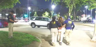 Fiscalización en Plaza Italia: tres detenidos por asaltos de 'La Jauría'.