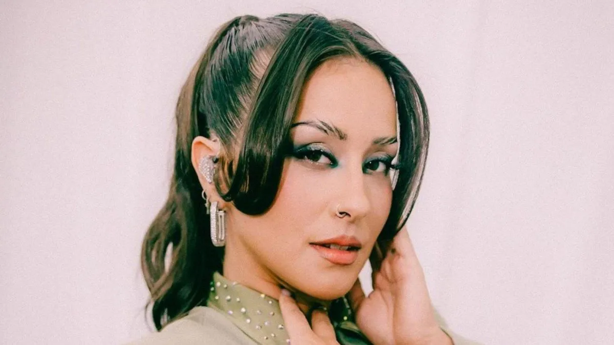 Denise Rosenthal comparte enigmáticos mensajes en medio de rumores de separación