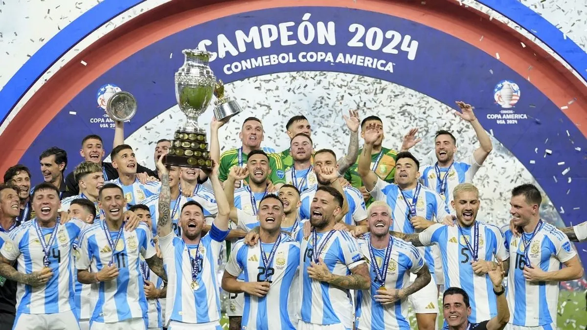 Explora las sedes alternativas que la Selección Argentina considera para las Eliminatorias.
