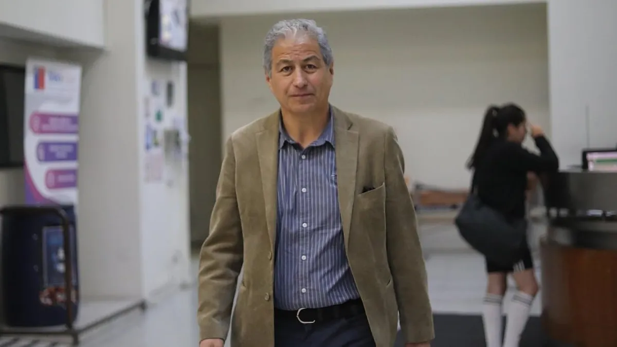 Gobierno presenta propuesta de bono reparatorio a profesores por Deuda Histórica