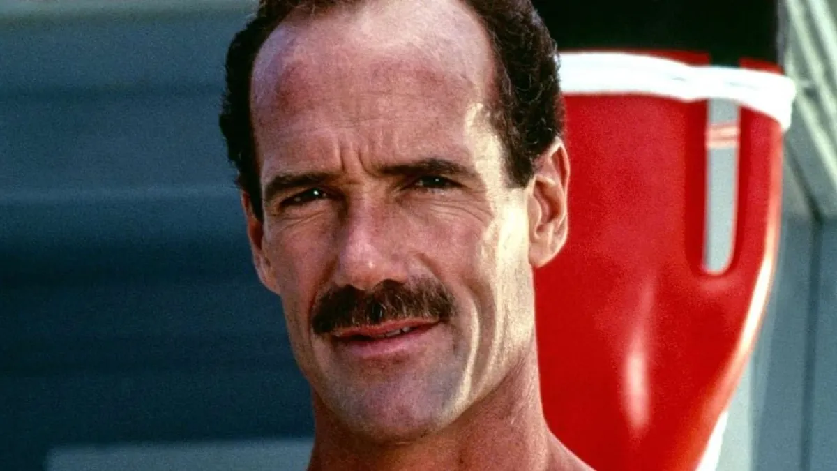 Fallece Michael Newman, estrella de ‘Baywatch’, a los 68 años tras luchar contra el Parkinson