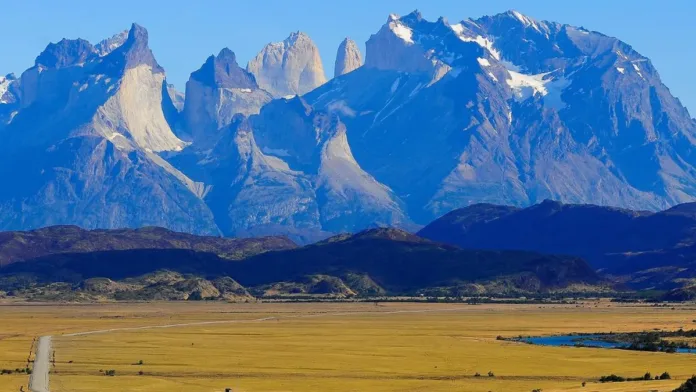 Investigación sobre aborto ilegal en Torres del Paine: feto hallado en un predio.