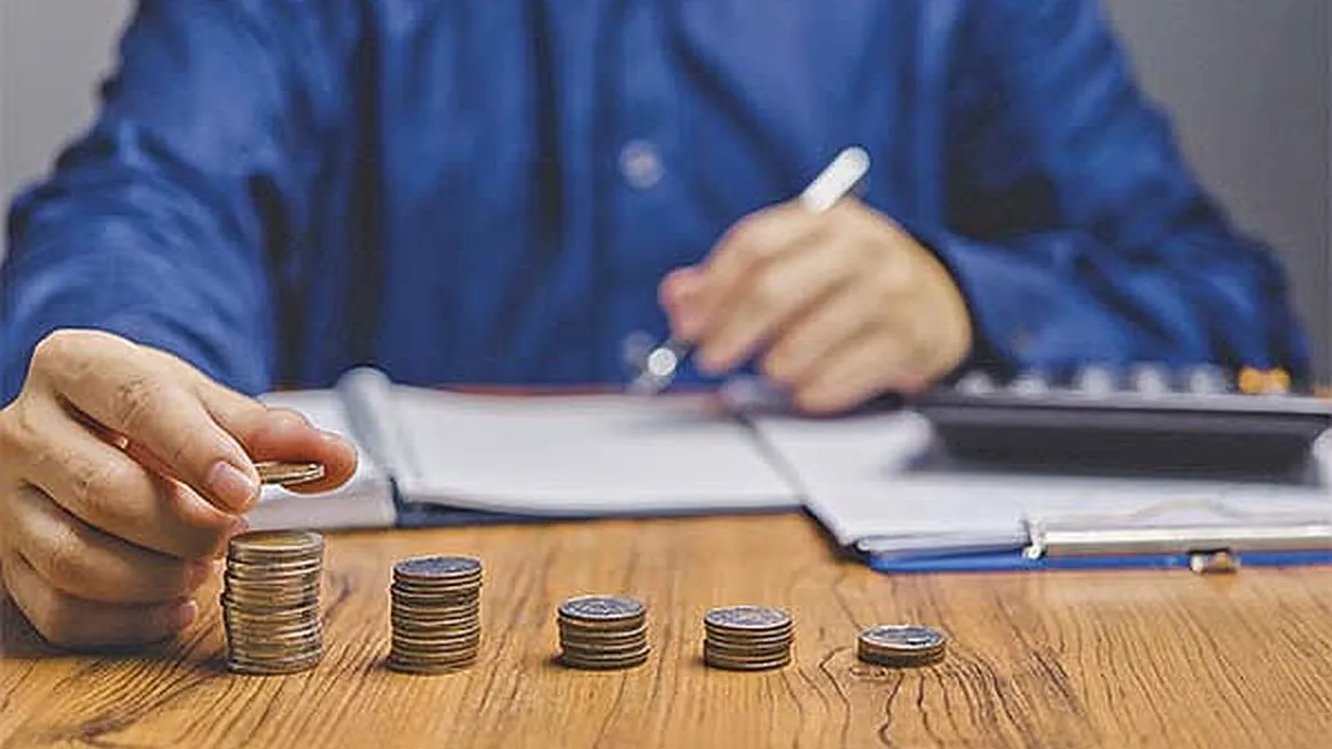 Chile enfrenta desafíos en recaudación fiscal tras fuerte caída en 2023, según la OCDE