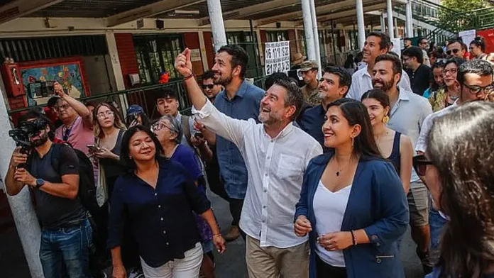 Claudio Orrego: "La gente busca acuerdos