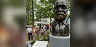 Inauguración de la Plaza Lisandro De la Torre: un llamado a la ética pública en Corrientes.