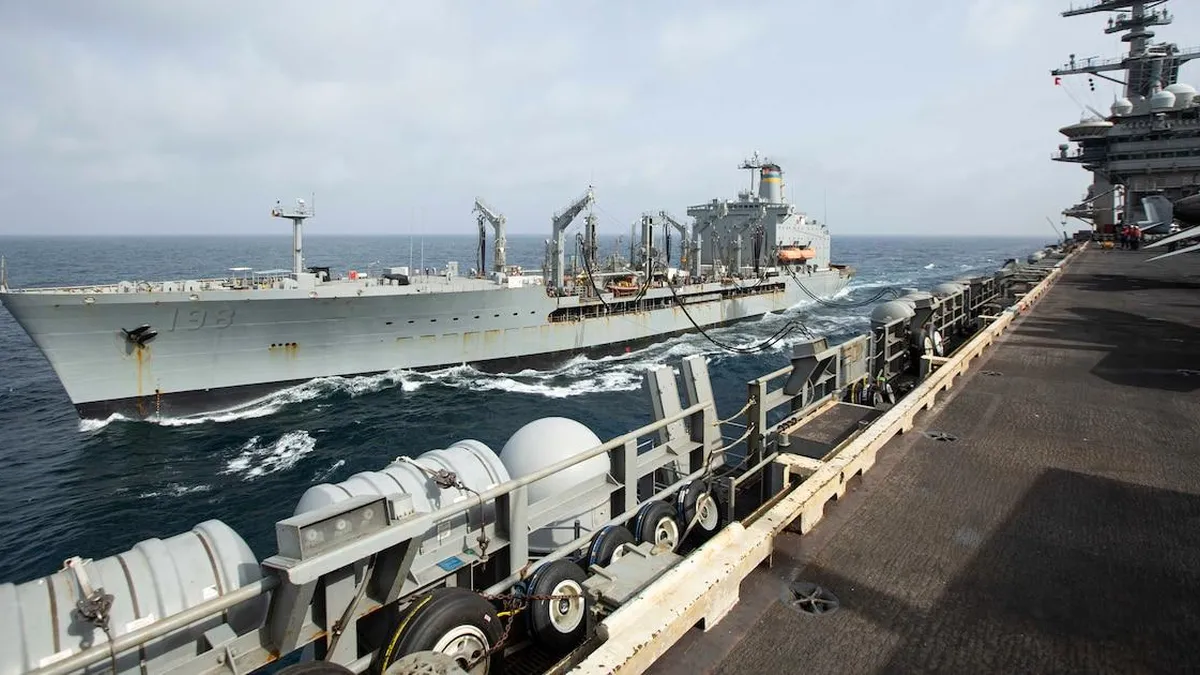 El USS Abraham Lincoln se desplaza al Pacífico