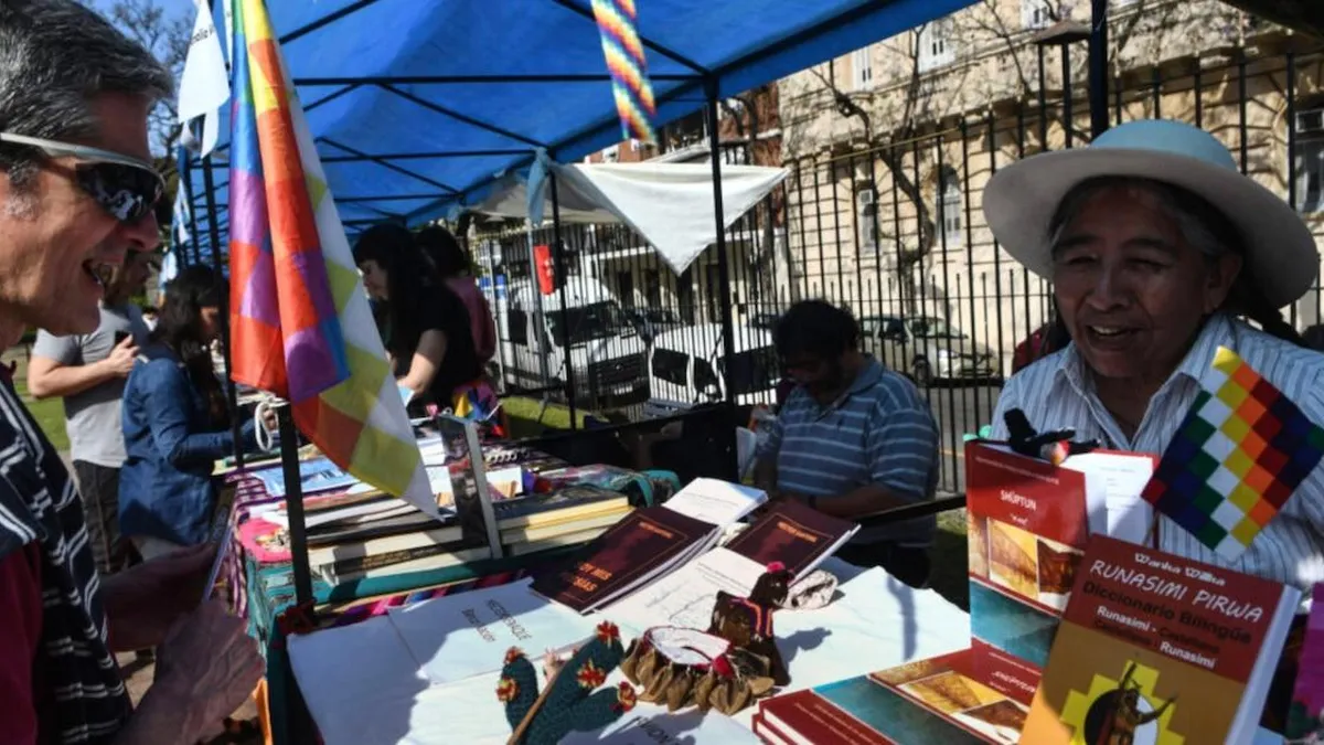 Feria del libro sobre pueblos originarios: un encuentro con la cultura ancestral en Buenos Aires