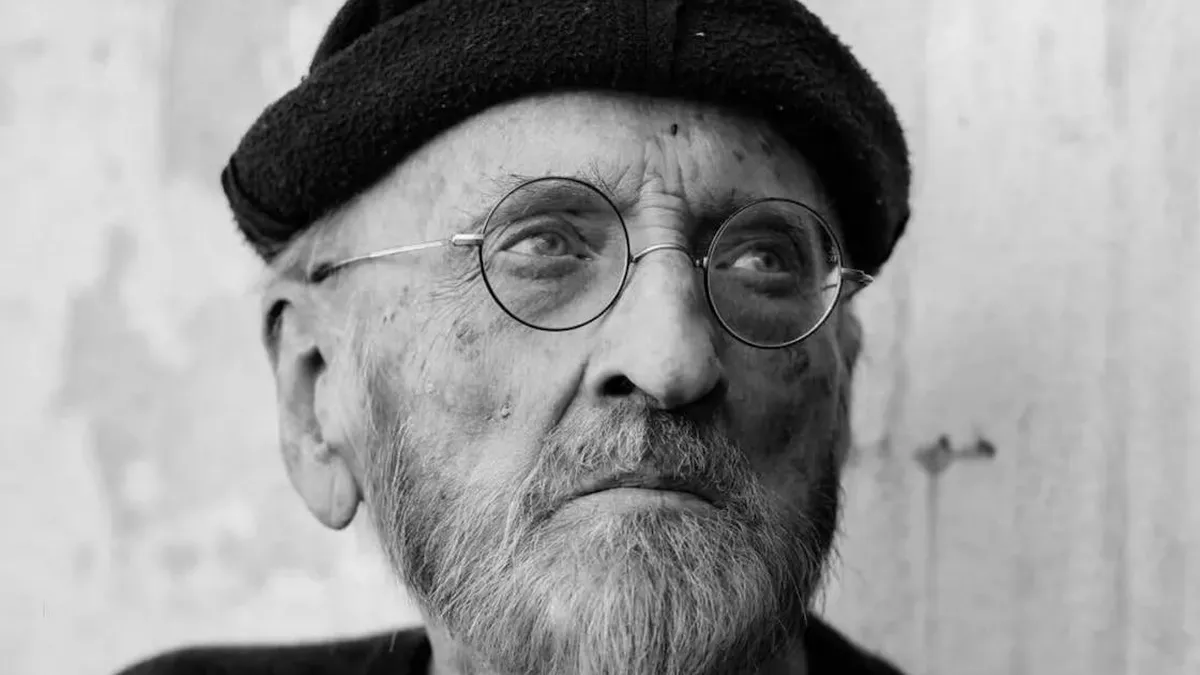 Álvaro Pombo, galardonado con el Premio Cervantes 2024 por su “extraordinaria personalidad creadora”