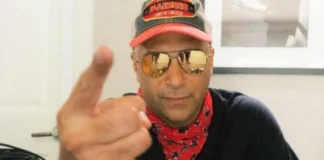 Tom Morello anima a votar: "El cambio depende de ti