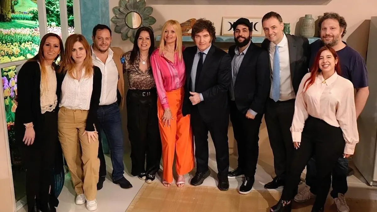 Javier Milei presenta a su equipo y revela: “Sin Karina, nada hubiera sido posible”